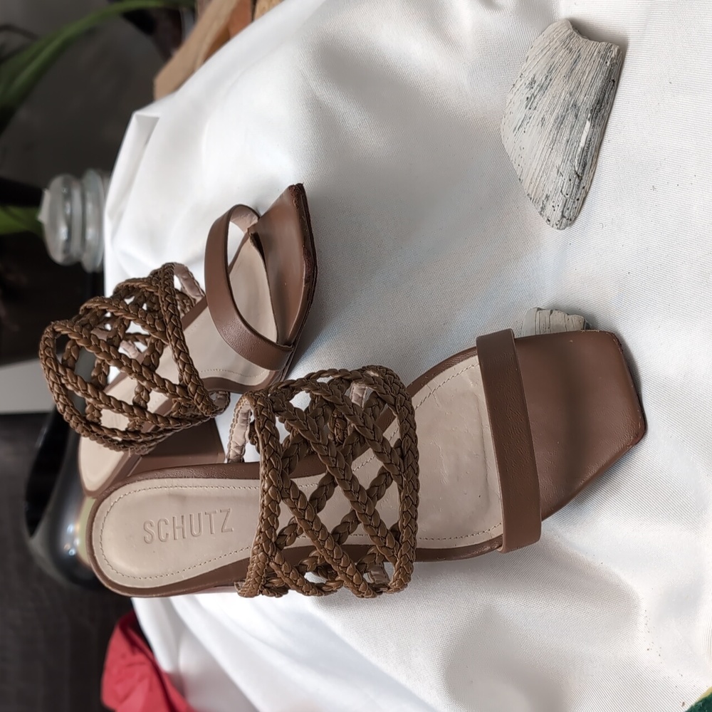 Schultz Block Heel - image 4